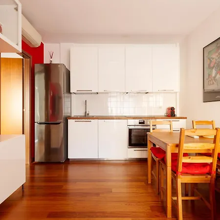 Guesthost - Mm Segesta Apartment Clinico San Siro-2